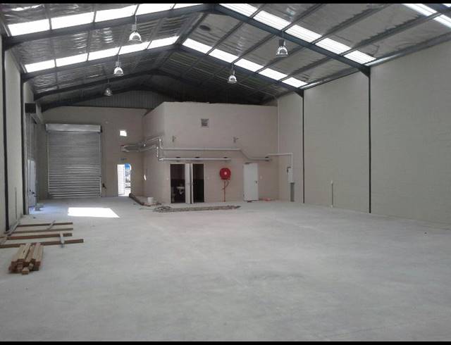 437M² WAREHOUSE TO LET IN MAITLAND